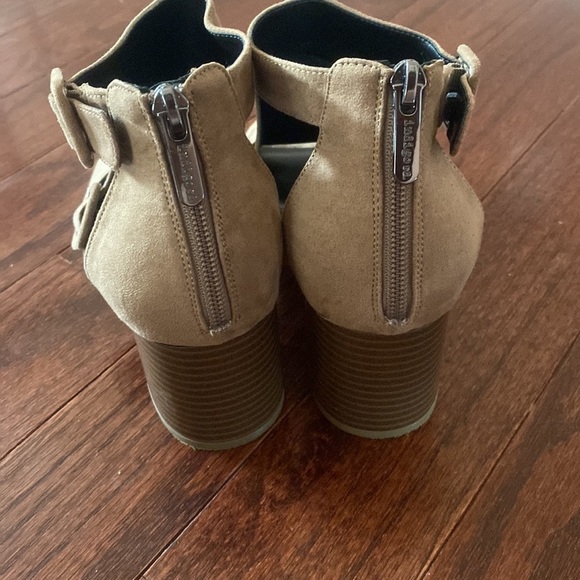 Indigo Rd sandals - Picture 3 of 8